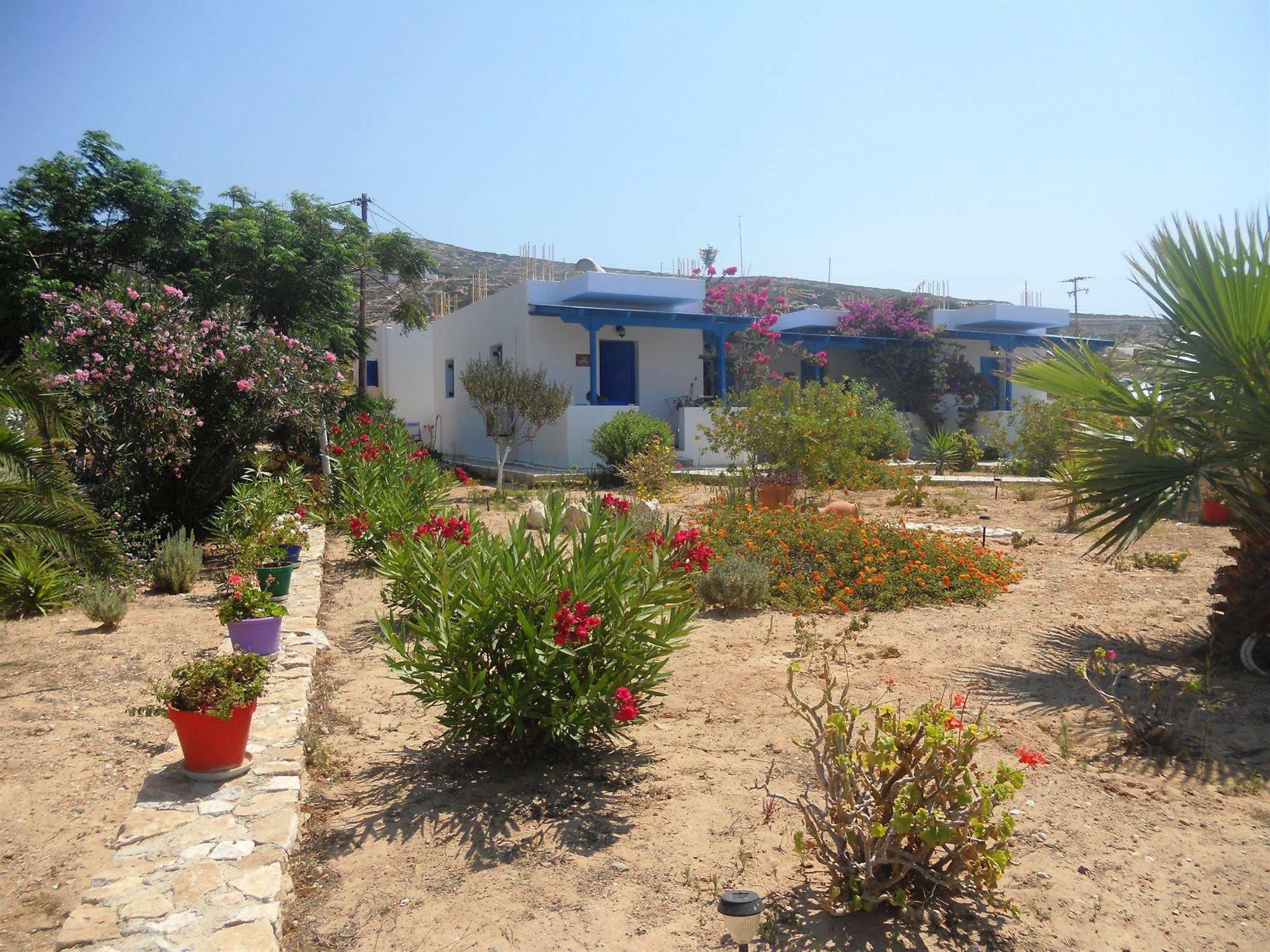 דונוסה Firoa Studios מראה חיצוני תמונה